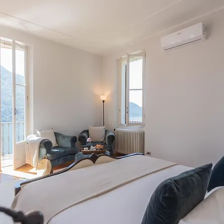 Chiara With Private Garden By Rent Villa