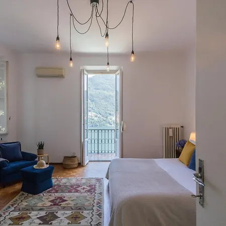 Chiara With Private Garden By Rent Villa