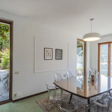 Villa Chiara With Private Garden By Rent Moltrasio