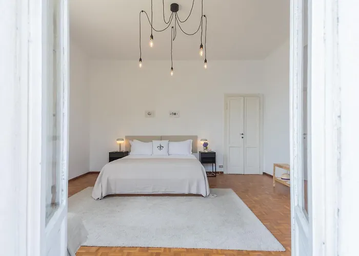 Chiara With Private Garden By Rent *