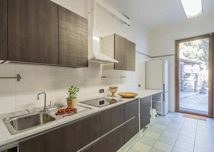 Chiara With Private Garden By Rent מולטראזיו