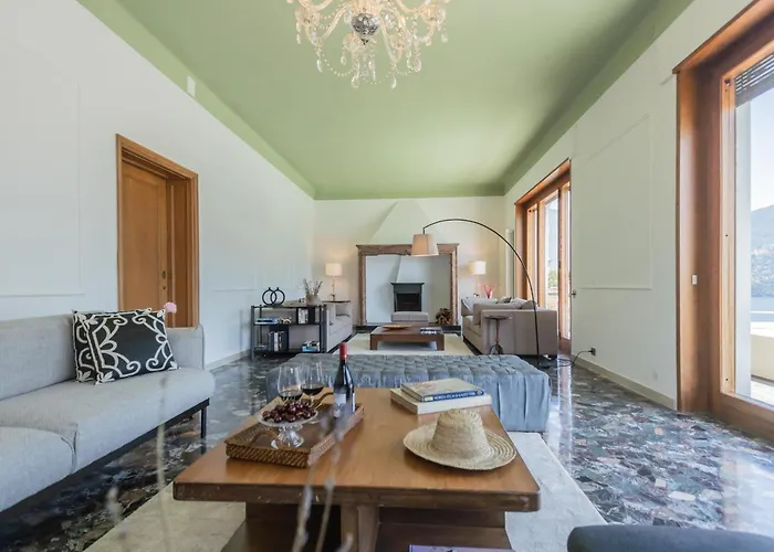 Chiara With Private Garden By Rent *