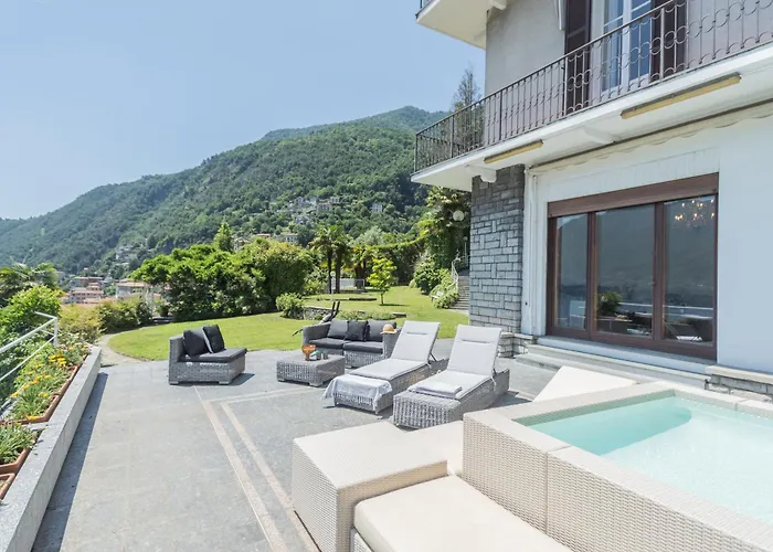 Chiara With Private Garden By Rent *