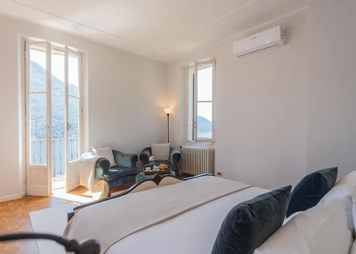 Chiara With Private Garden By Rent Villa