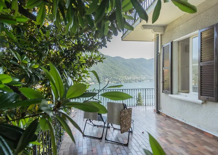 Chiara With Private Garden By Rent Villa