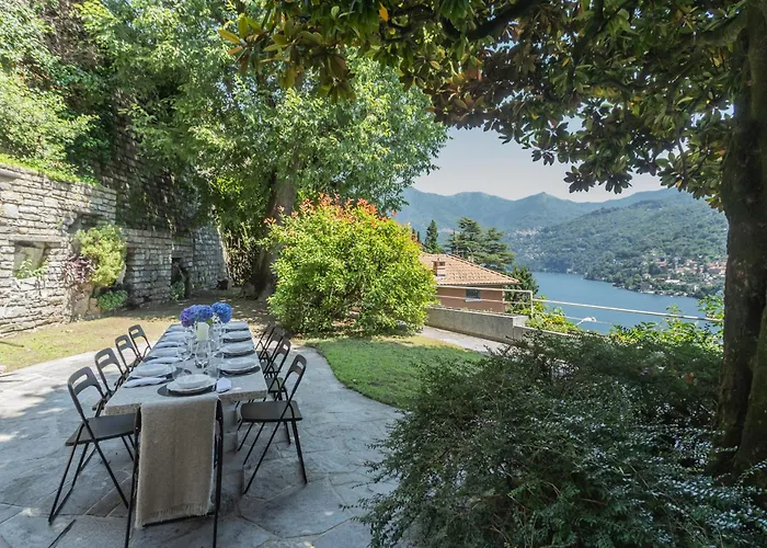 Chiara With Private Garden By Rent Moltrasio