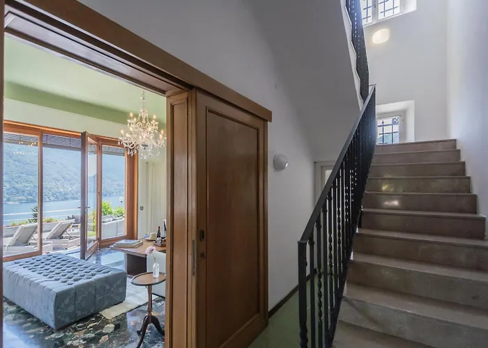 Chiara With Private Garden By Rent * Moltrasio