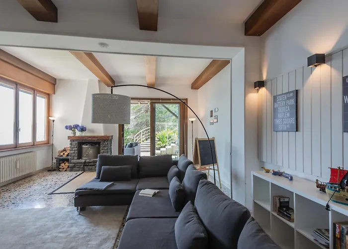 Chiara With Private Garden By Rent